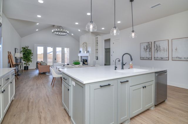 13801 Uxbridge Avenue, Lubbock, TX 79424