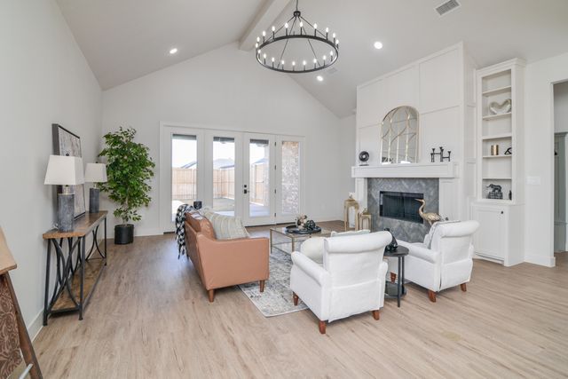 13801 Uxbridge Avenue, Lubbock, TX 79424