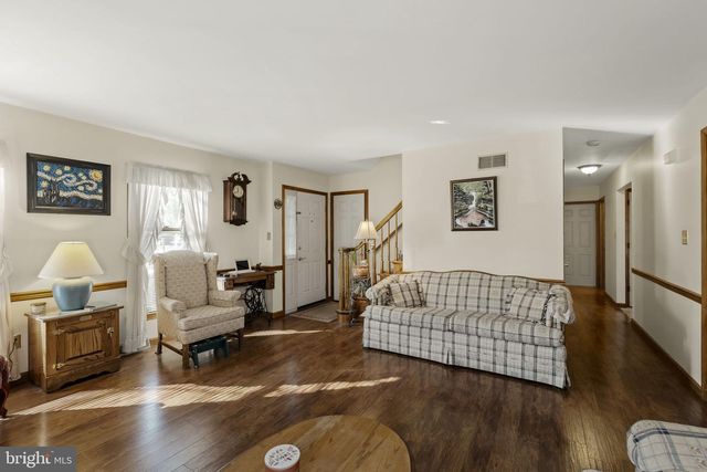 23 EASTBROOKE DR, Ephrata, PA 17522