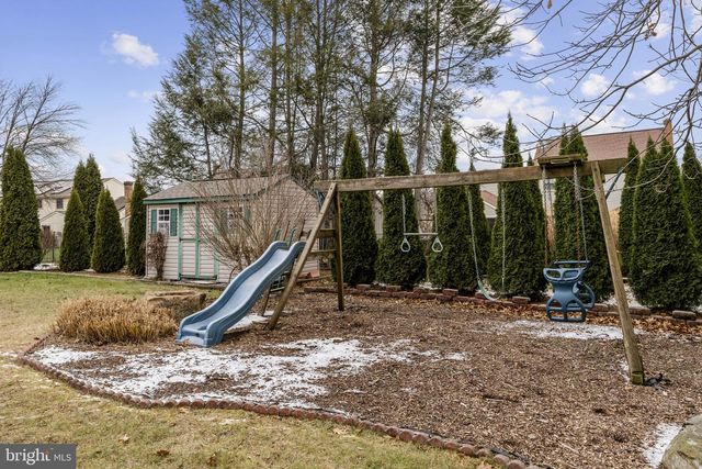 23 EASTBROOKE DR, Ephrata, PA 17522