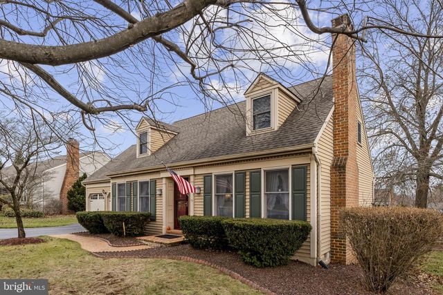 23 EASTBROOKE DR, Ephrata, PA 17522