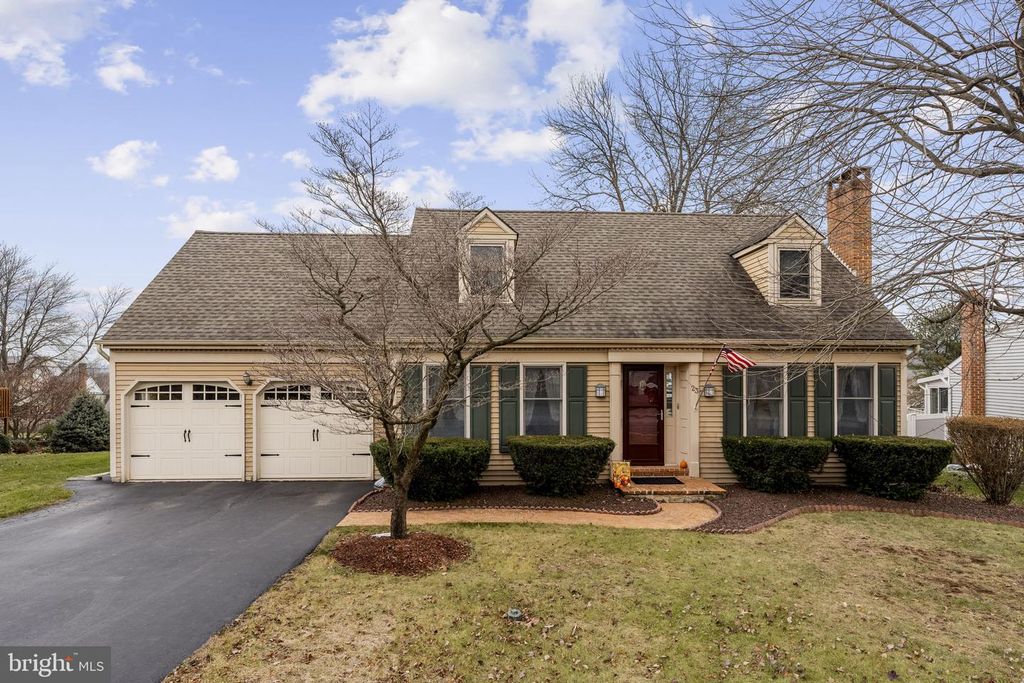 23 EASTBROOKE DR, Ephrata, PA 17522