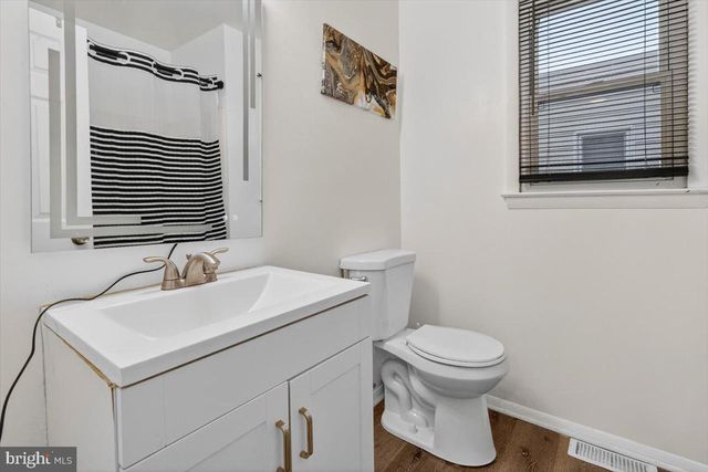 4211 W 5TH ST, Marcus Hook, PA 19061