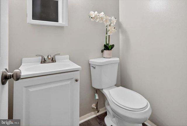 4211 W 5TH ST, Marcus Hook, PA 19061