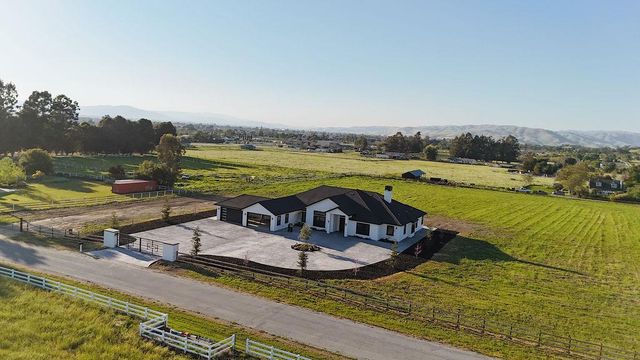 600 Torrano Court, Hollister, CA 95023