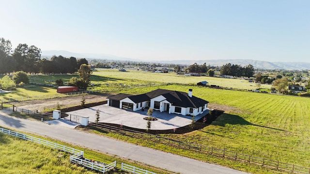 600 Torrano Court, Hollister, CA 95023