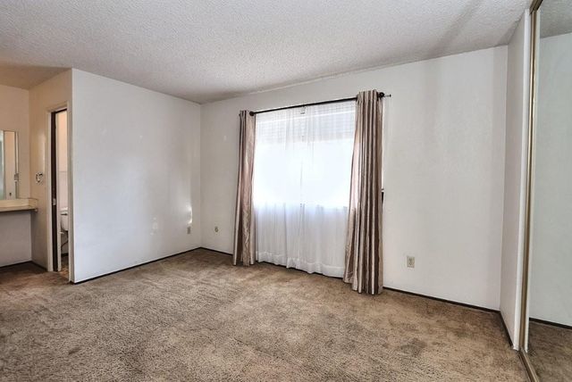 4406 Tallyho Dr, Sacramento, CA 95826