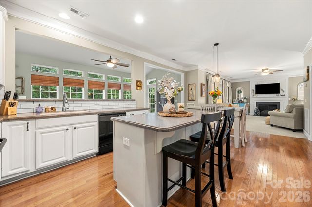 557 Fair Oaks Drive, Fort Mill, SC 29708