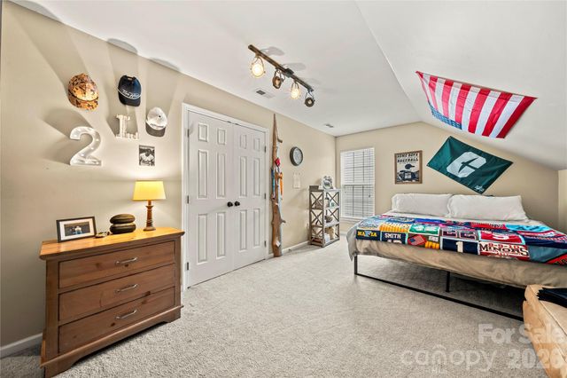 557 Fair Oaks Drive, Fort Mill, SC 29708