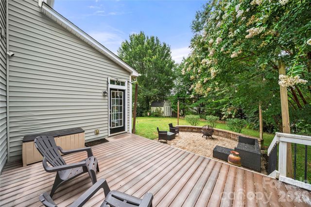 557 Fair Oaks Drive, Fort Mill, SC 29708