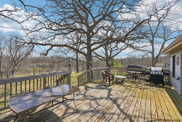 S102W33389 County Road Lo, Mukwonago, WI 53149