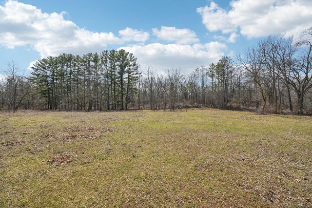 S102W33389 County Road Lo, Mukwonago, WI 53149