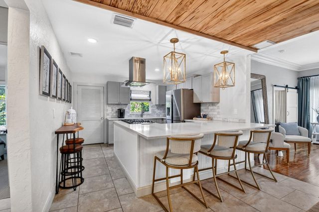 500 Churchill Road, West Palm Beach, FL 33405