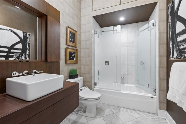 450 E Waterside Drive 3409, Chicago, IL 60601