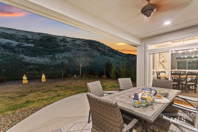 20530 N Shepherds Pie Way, Boise, ID 83714