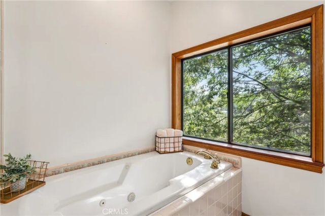 1681 Culbertson Lane, Lake Arrowhead, CA 92352