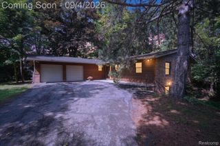 1352 Catherines Way, Genoa Township, MI 48843