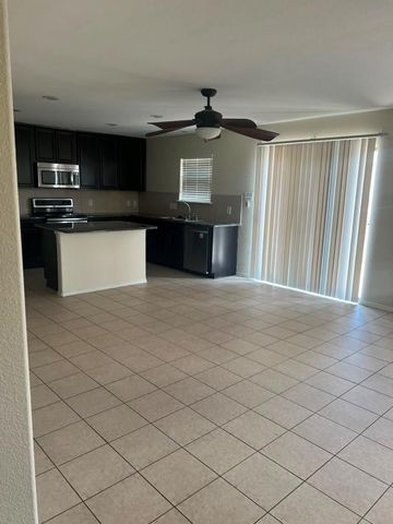 5716 Sapphire Pool Trail, Fort Worth, TX 76244