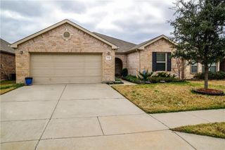 5716 Sapphire Pool Trail, Fort Worth, TX 76244
