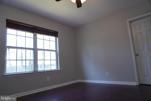14882 GERANIUM CT, Woodbridge, VA 22193