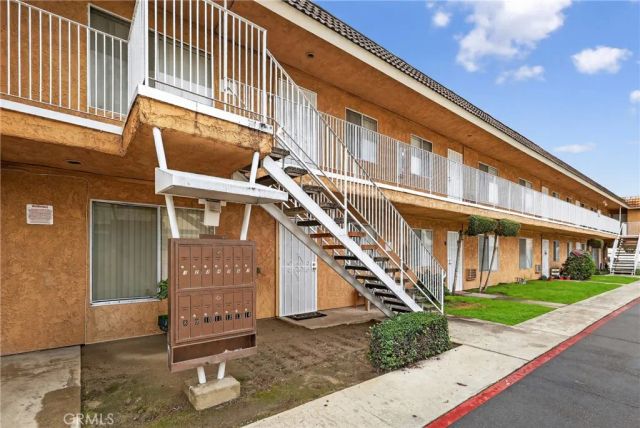 16205 Cornuta Ave 5, Bellflower, CA 90706