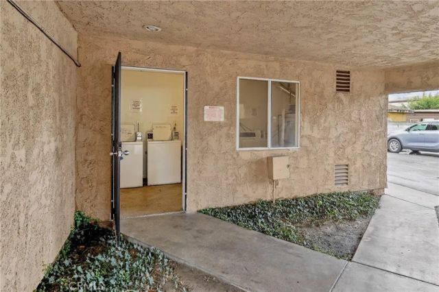 16205 Cornuta Ave 5, Bellflower, CA 90706