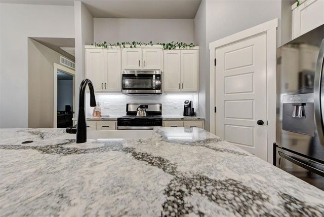 280 Renee Drive, Blanchard, OK 73010