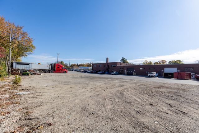 929 Childs Street, Wheaton, IL 60187