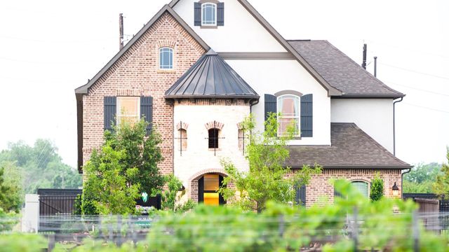 3215 Golden Pomelo Drive, Richmond, TX 77406