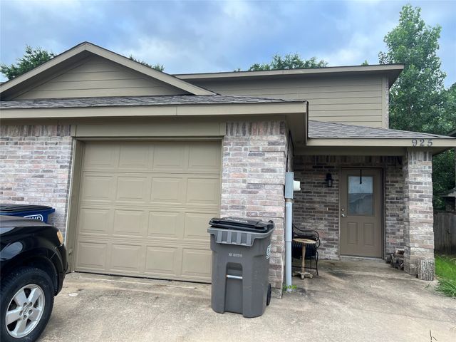 925 Parkplace Ridge 925, Princeton, TX 75407