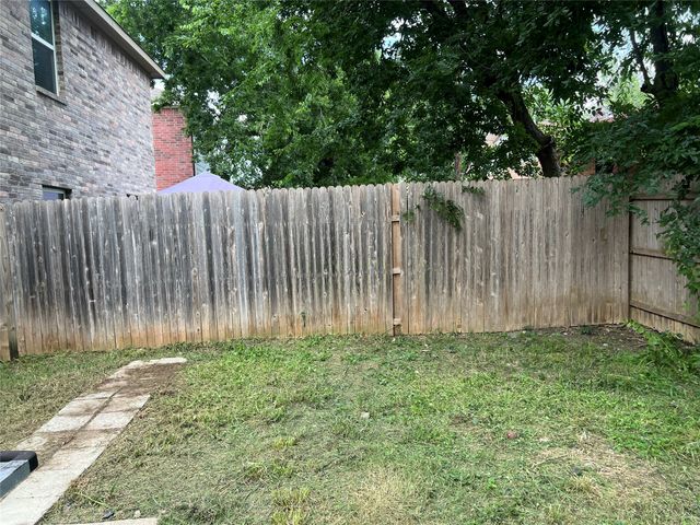 925 Parkplace Ridge 925, Princeton, TX 75407