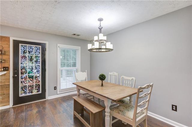 1925 Hampton Creek Lane, Hoschton, GA 30548