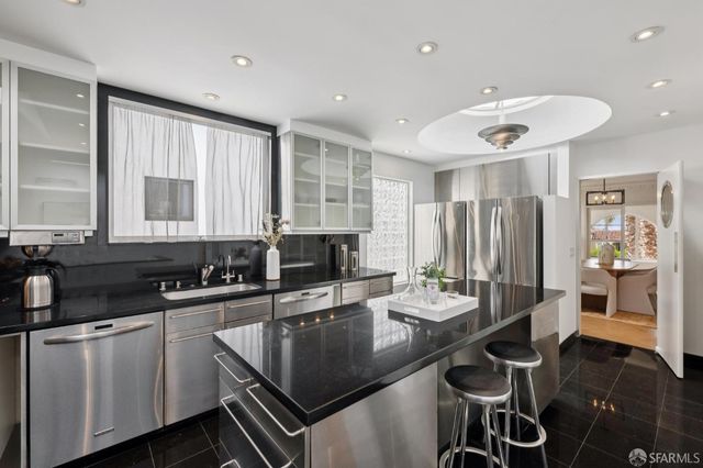 3070 23rd Avenue, San Francisco, CA 94132