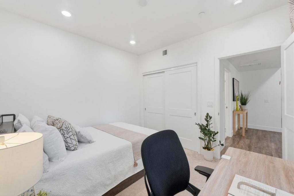 Image 19 of property listing at 42111 Osgood Road 410, Fremont, CA 94539