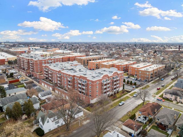 6559 W George Street 309, Chicago, IL 60634