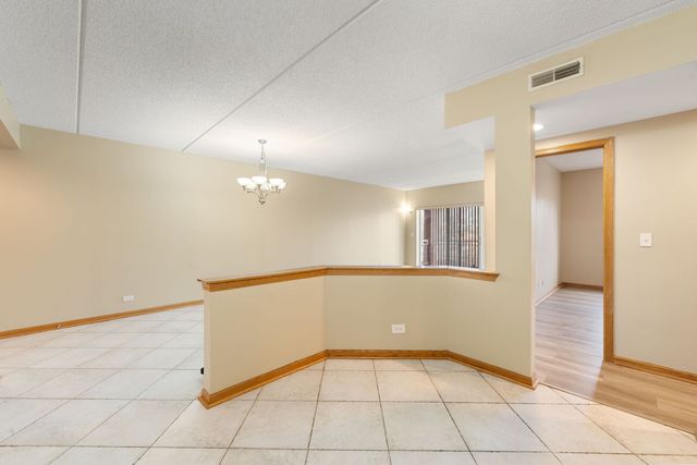 6559 W George Street 309, Chicago, IL 60634