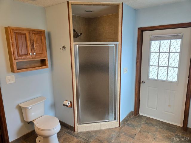 10070 St Rt 132, Pleasant Plain, OH 45162