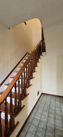 10070 St Rt 132, Pleasant Plain, OH 45162