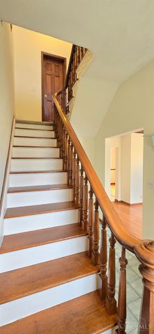 10070 St Rt 132, Pleasant Plain, OH 45162