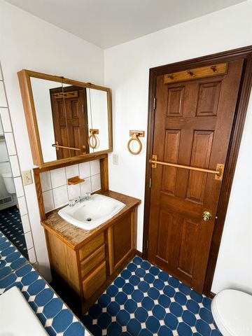 10070 St Rt 132, Pleasant Plain, OH 45162