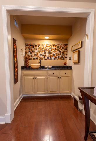 510 BERKELEY SQ, Memphis, TN 38120