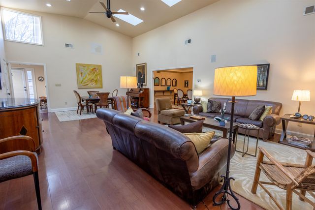 510 BERKELEY SQ, Memphis, TN 38120