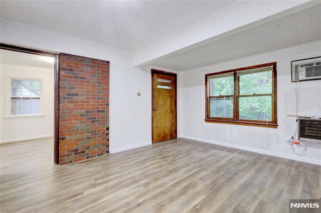 4-21 Saddle River, Fair Lawn, NJ 07410