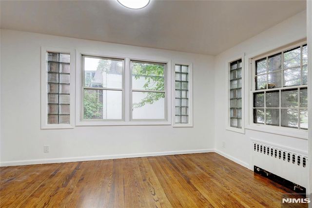 4-21 Saddle River, Fair Lawn, NJ 07410