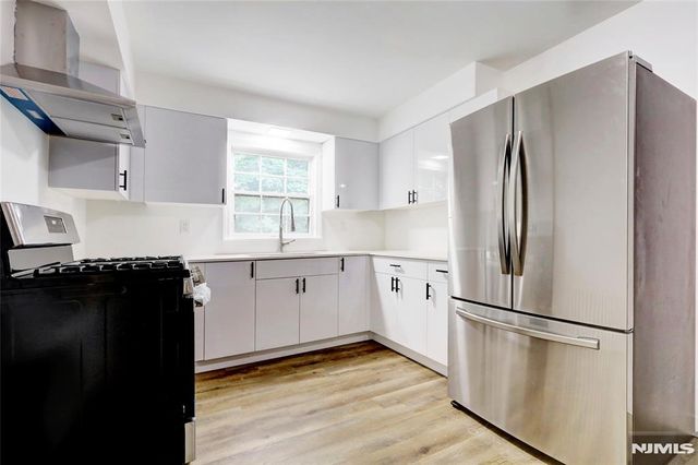 4-21 Saddle River, Fair Lawn, NJ 07410