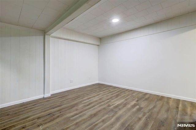 4-21 Saddle River, Fair Lawn, NJ 07410