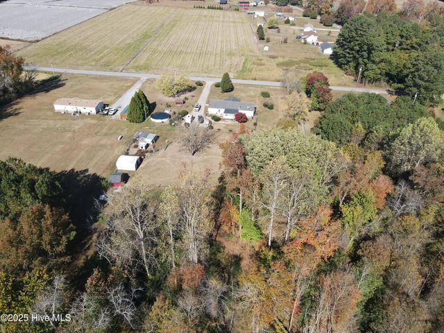 397 Spivey Road, Hobbsville, NC 27946