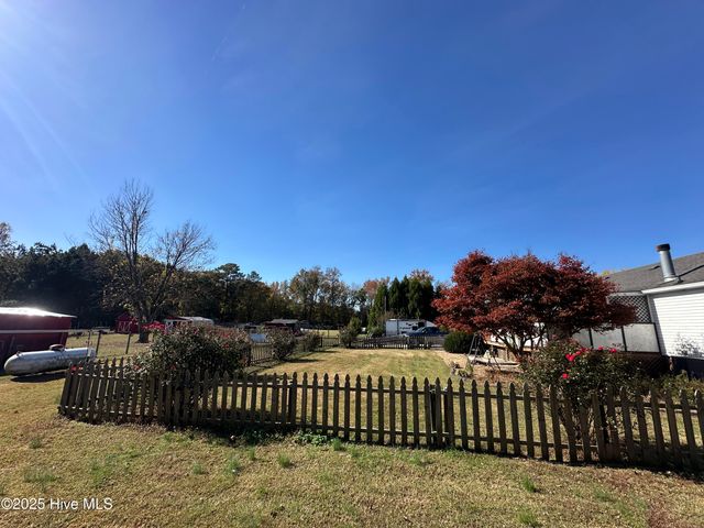 397 Spivey Road, Hobbsville, NC 27946