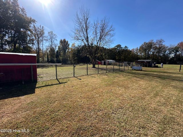 397 Spivey Road, Hobbsville, NC 27946