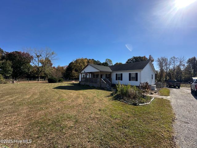397 Spivey Road, Hobbsville, NC 27946